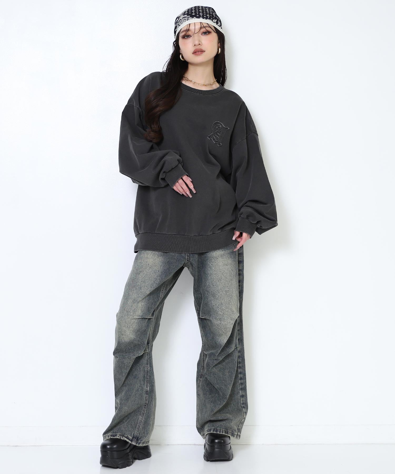 アッシュブラック