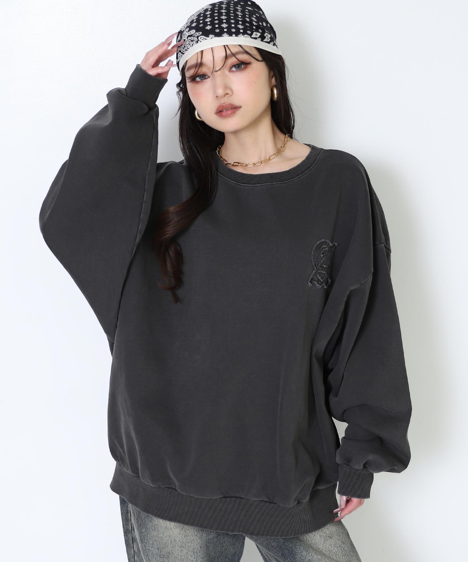 アッシュブラック