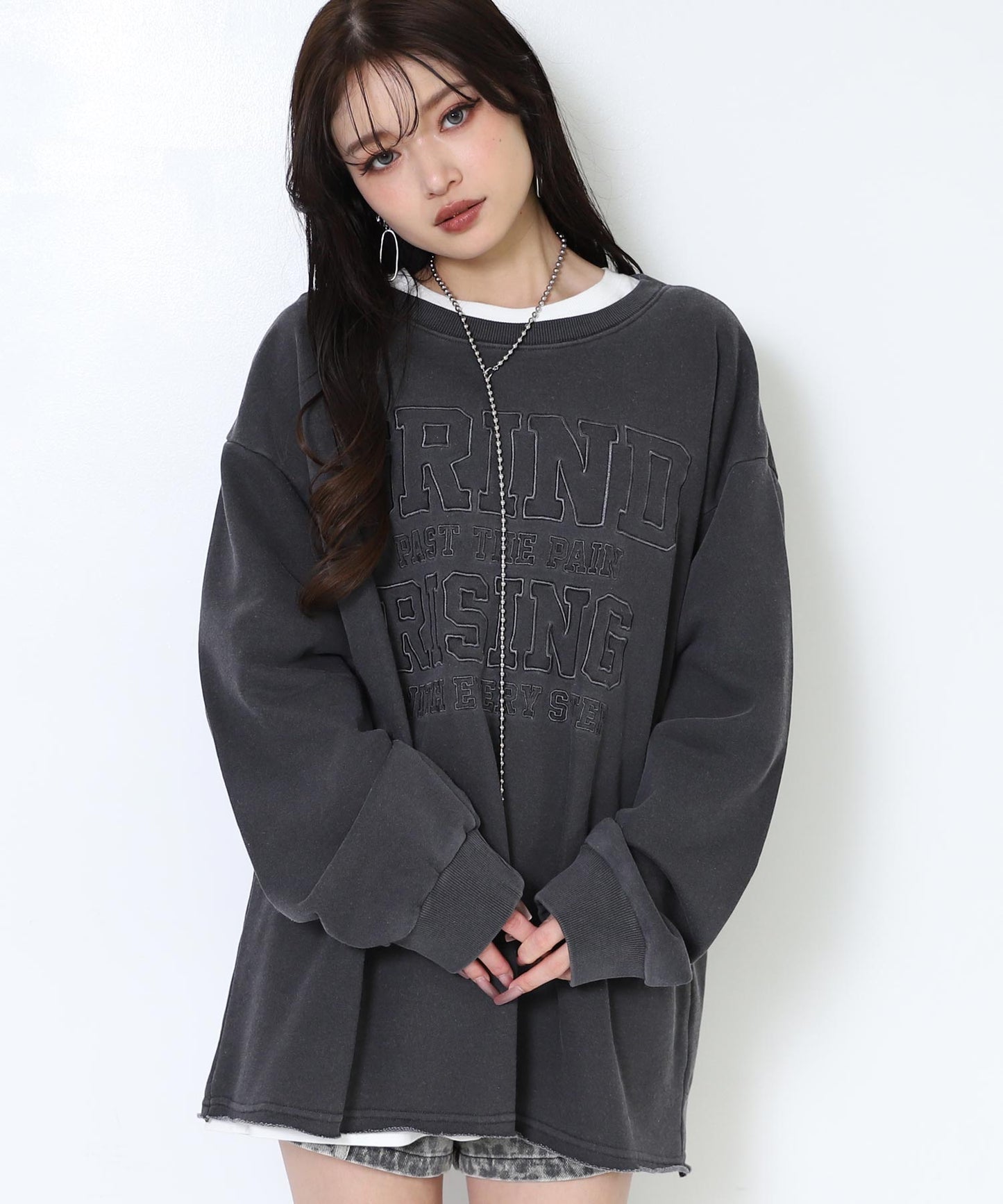 アッシュブラック