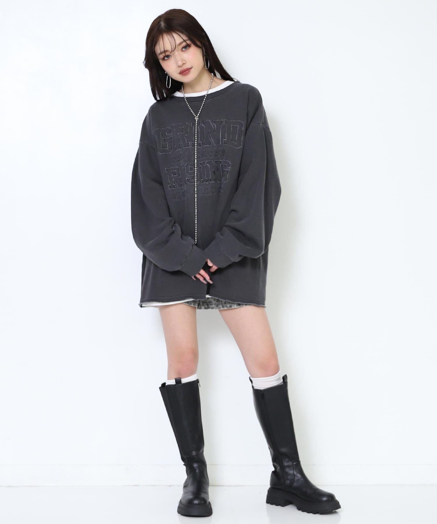 アッシュブラック