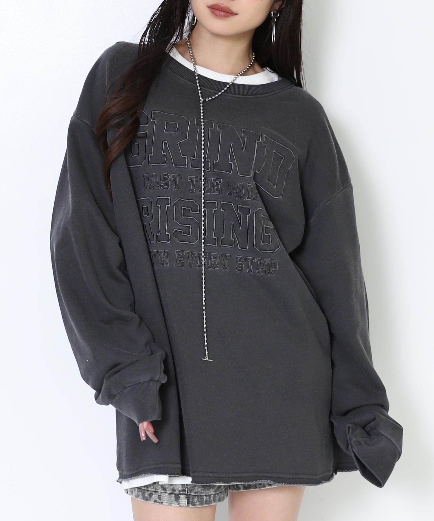 アッシュブラック