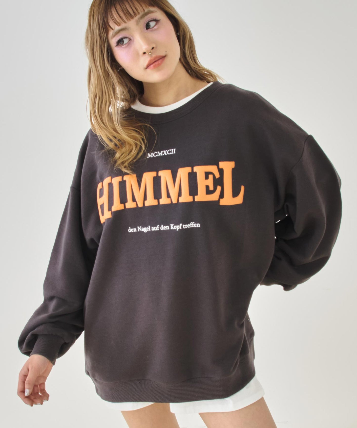 アッシュブラック