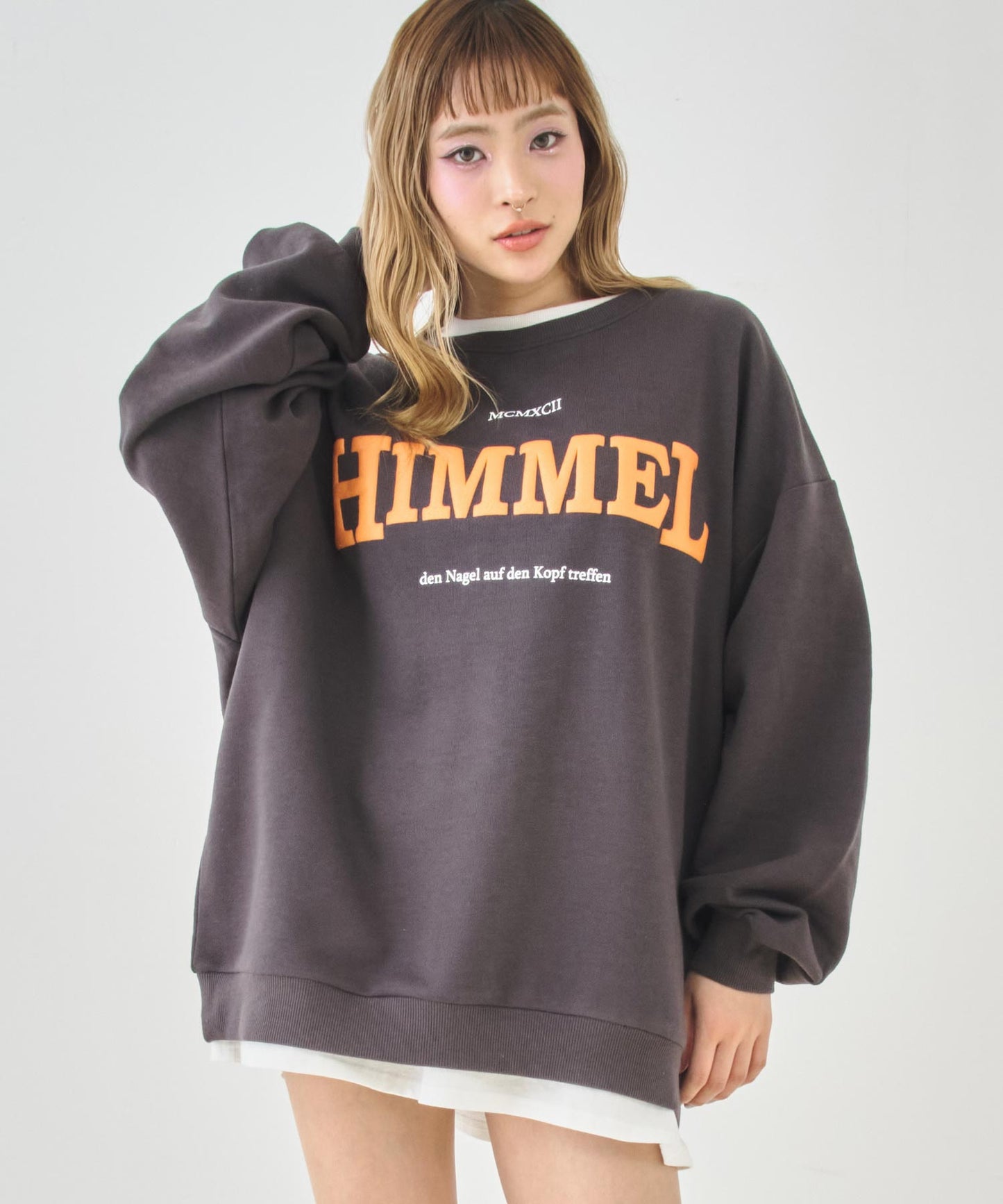 アッシュブラック