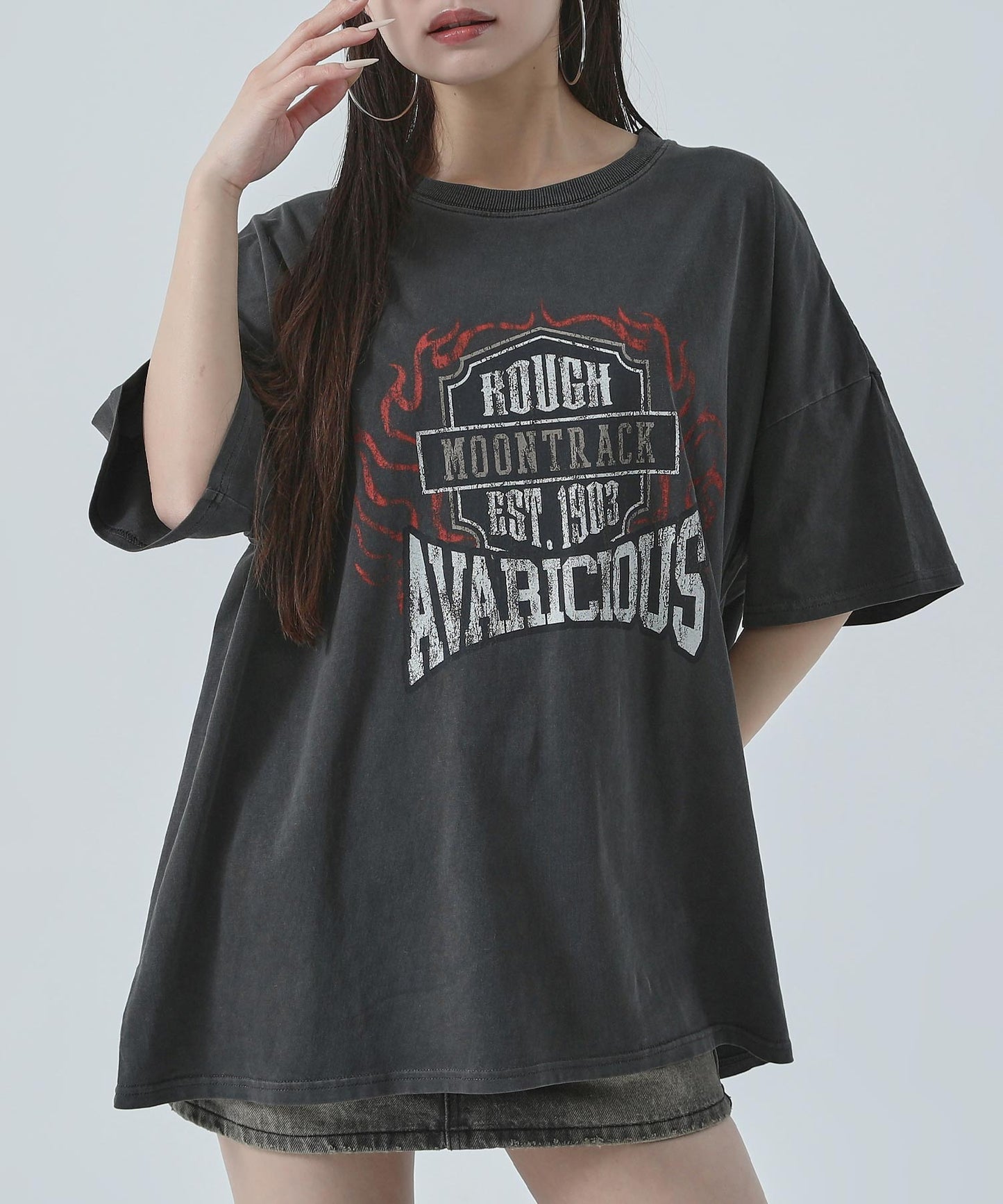 アッシュブラック