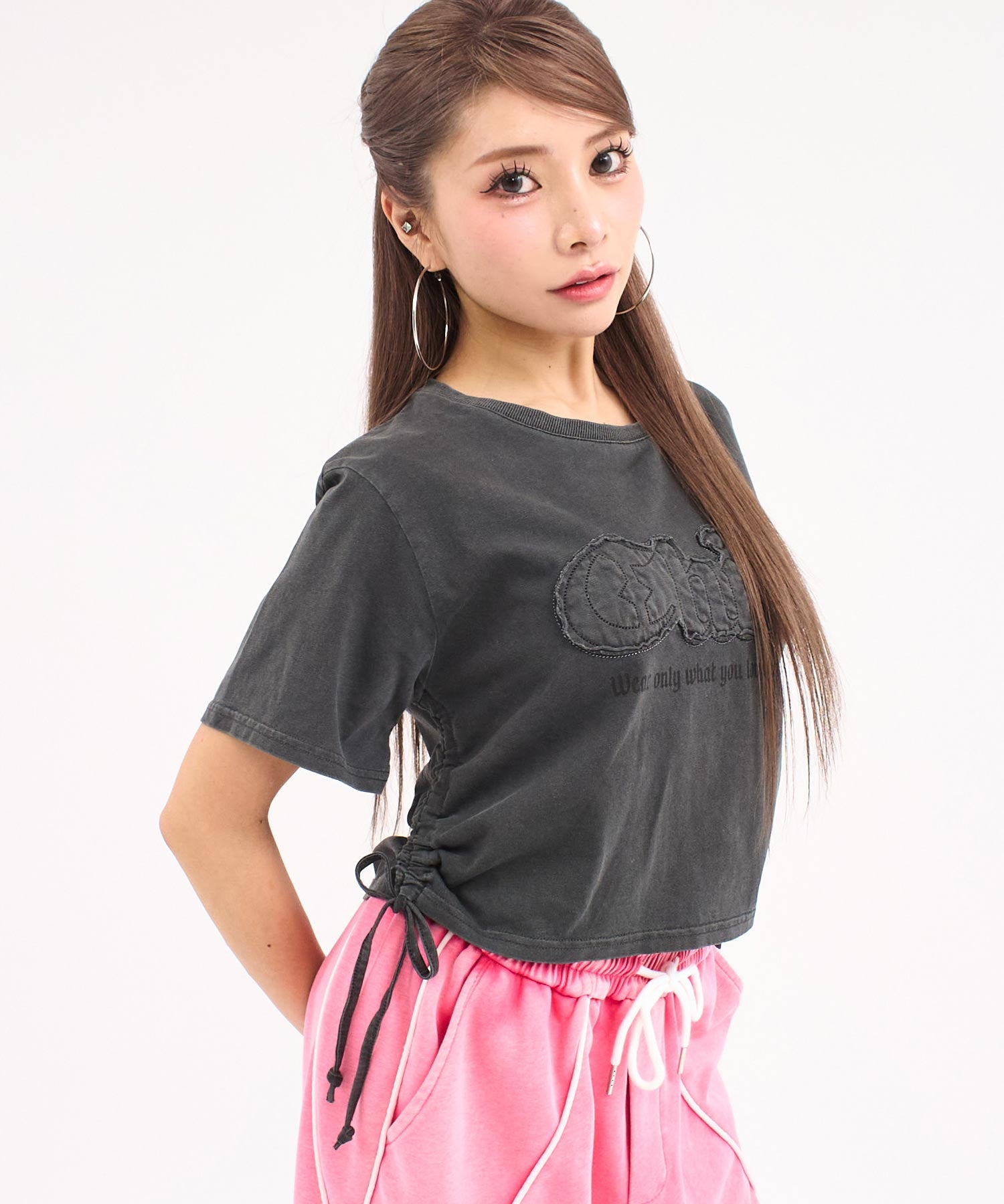 アッシュブラック