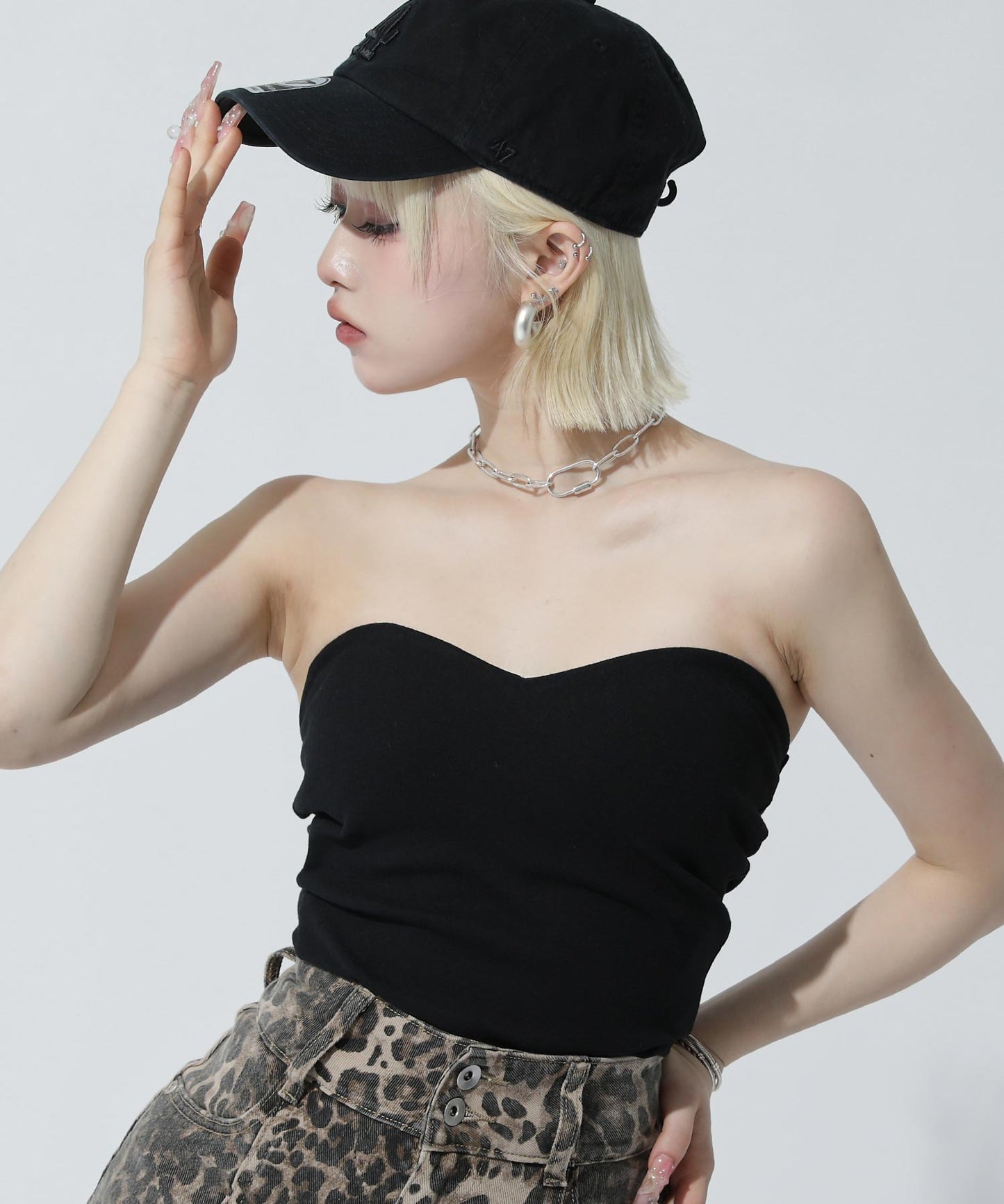 ブラック