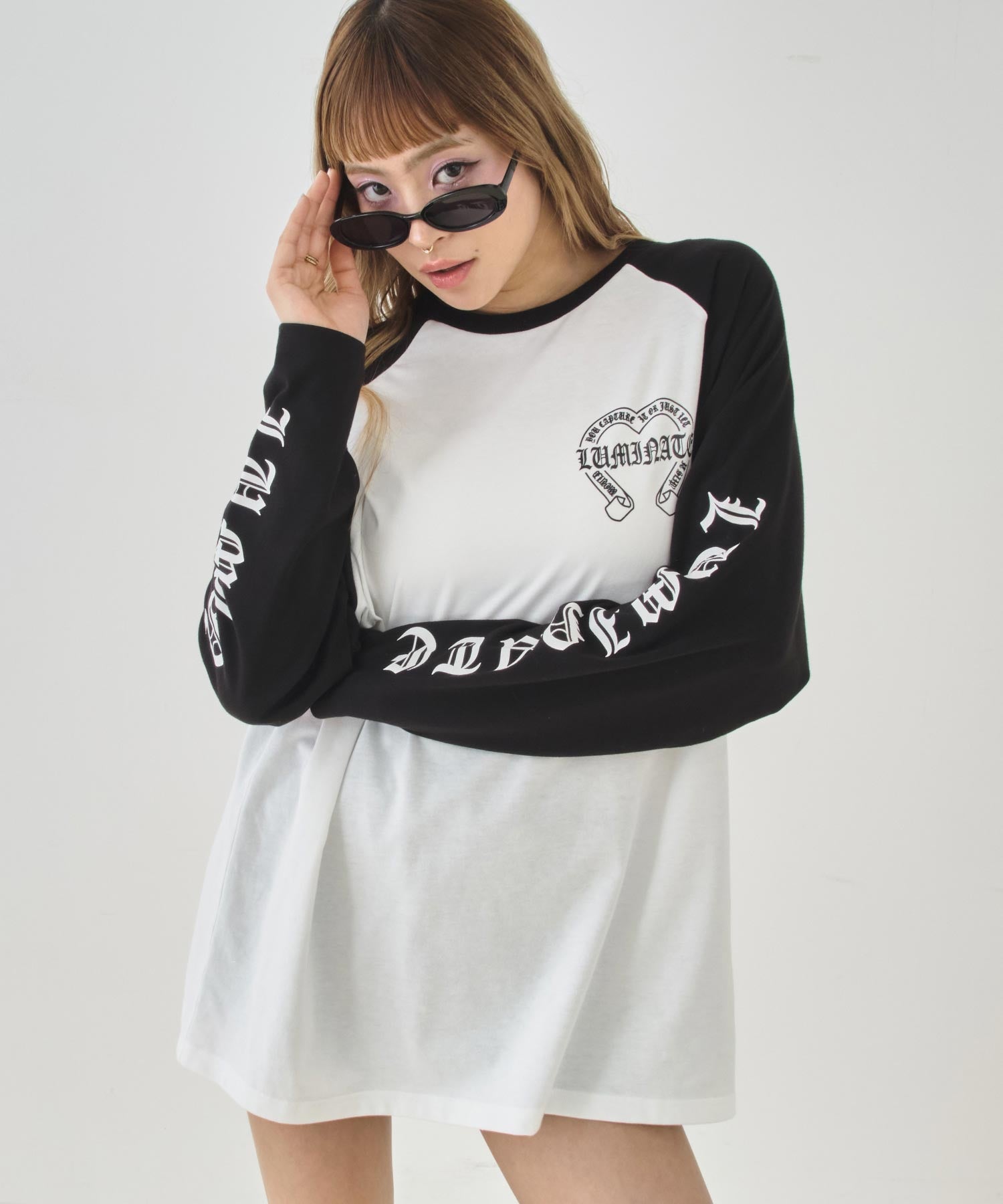 ブラックレター プリント ラグランスリーブ ロンT 793-9489 – ANAP