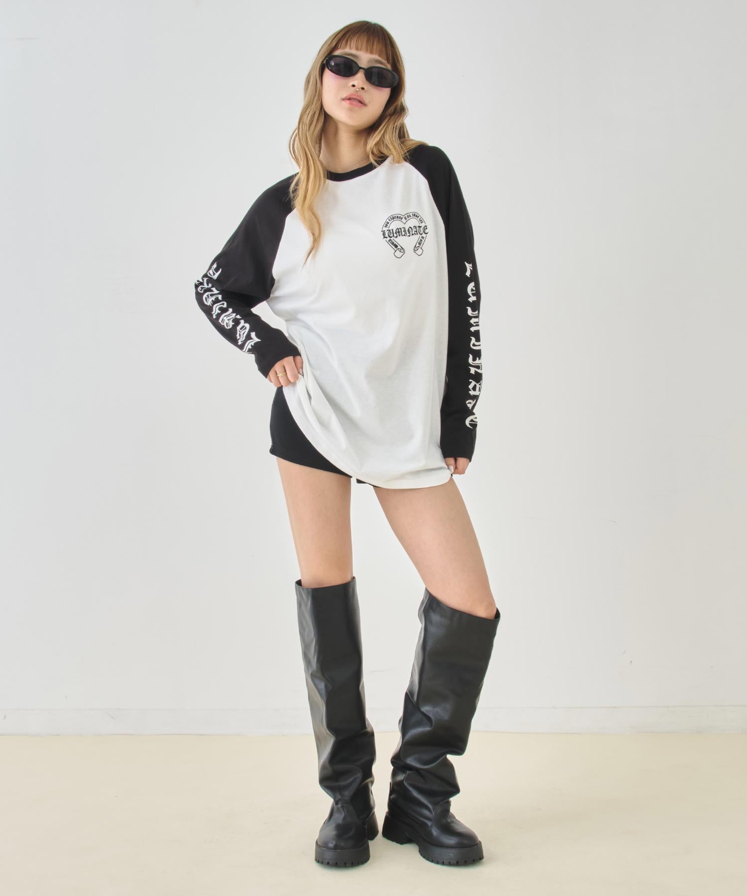 ホワイト/ブラック