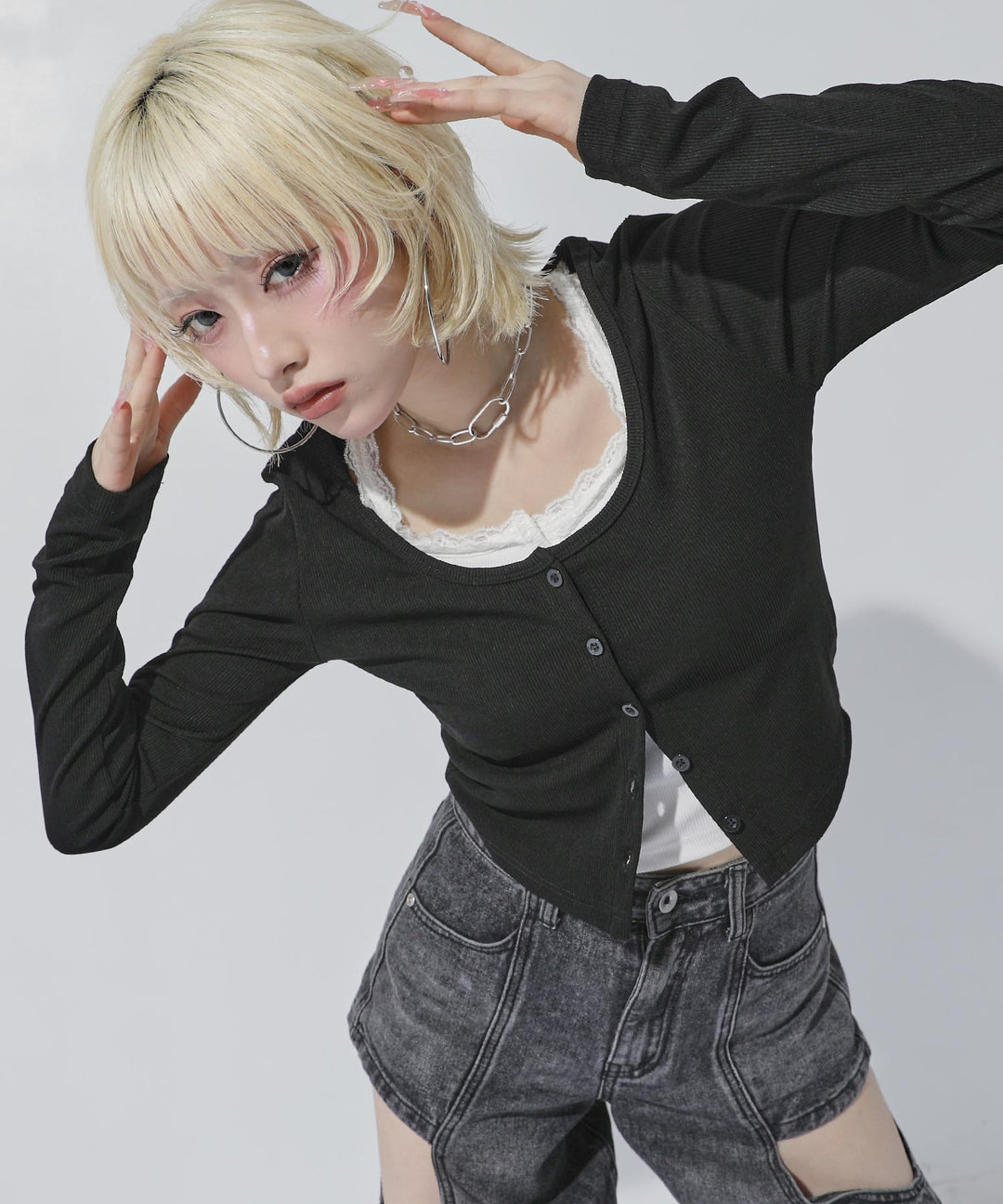 ブラック