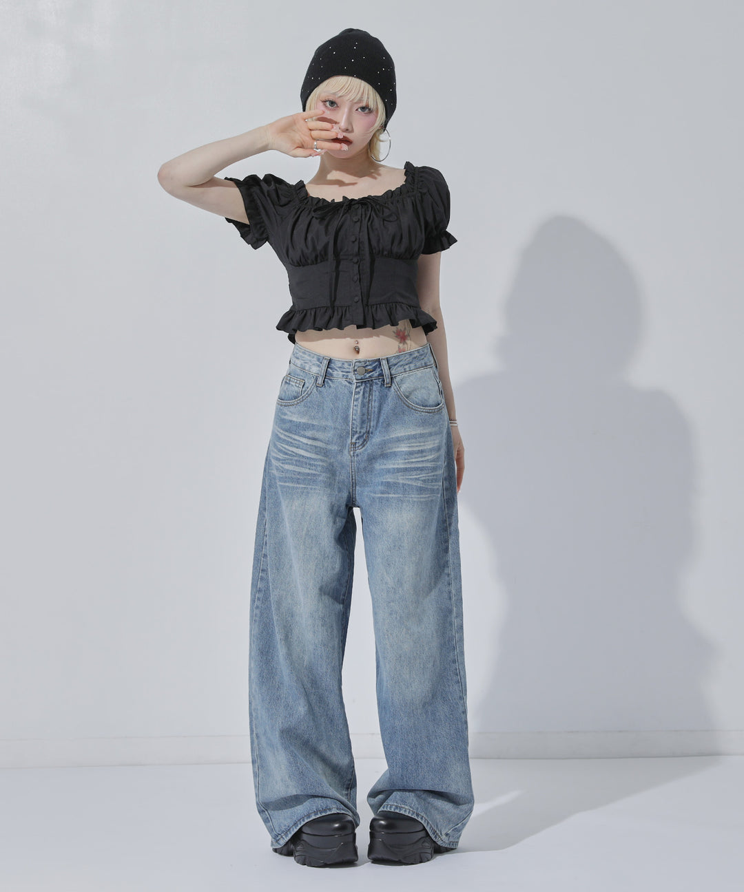 ブラック