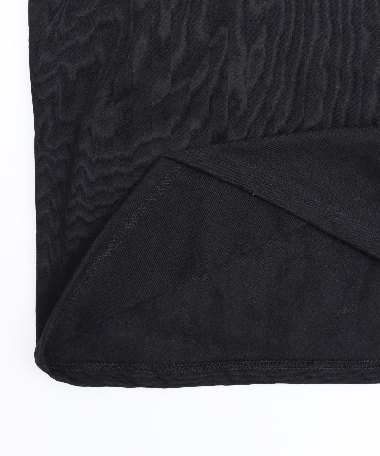 ブラックレタープリント ラグランスリーブ Tシャツ 793-9553 – ANAP