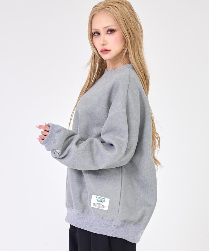 グレー(身長：約157cm)