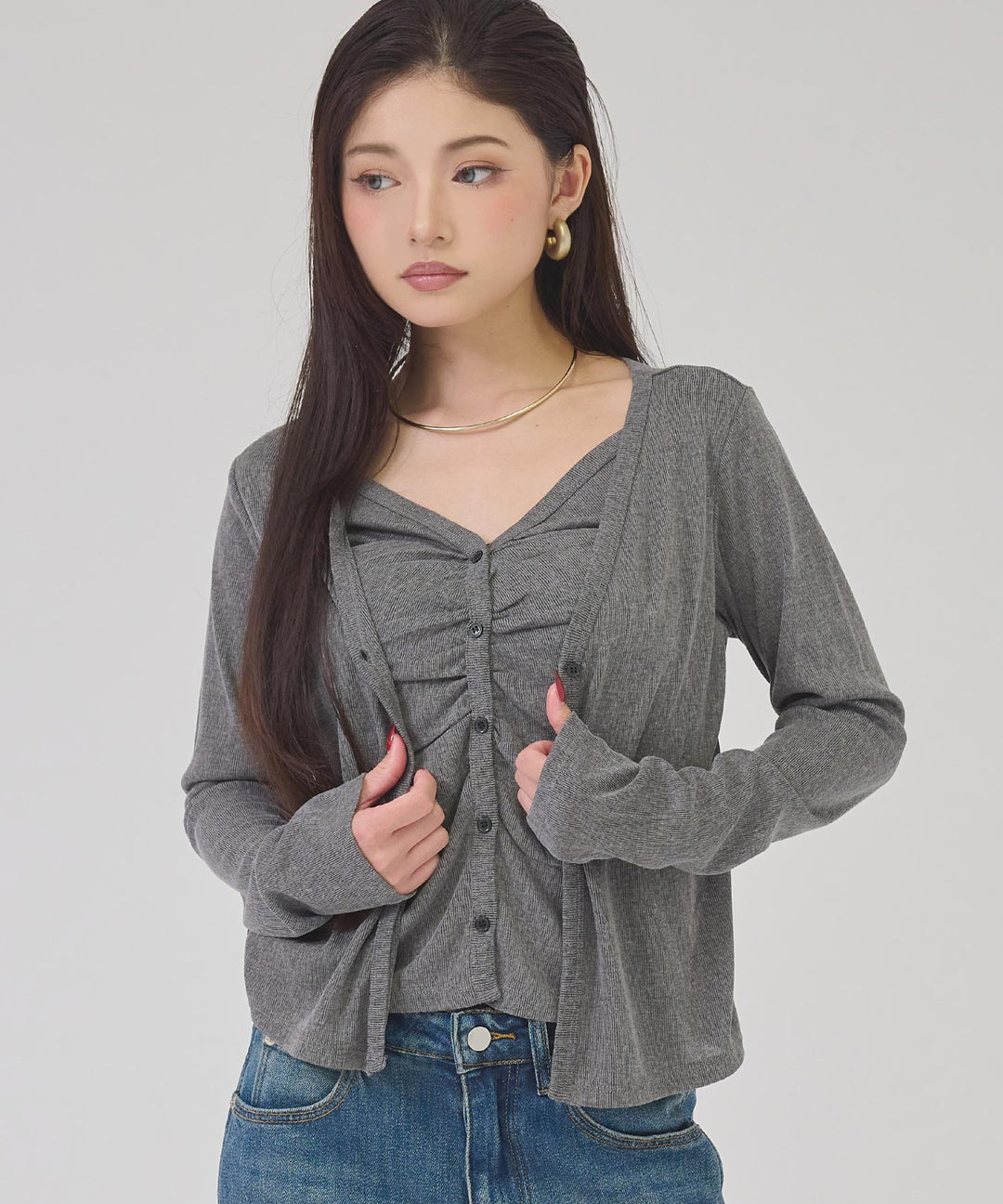 グレー(身長：約163cm)