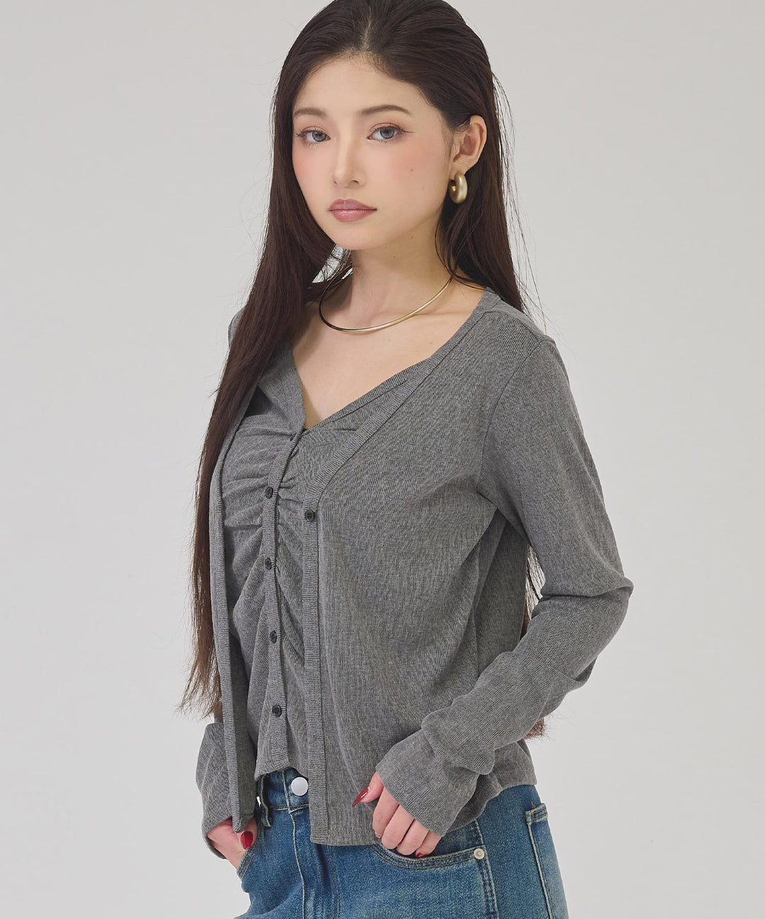 グレー(身長：約163cm)