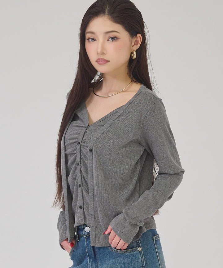 グレー(身長：約163cm)