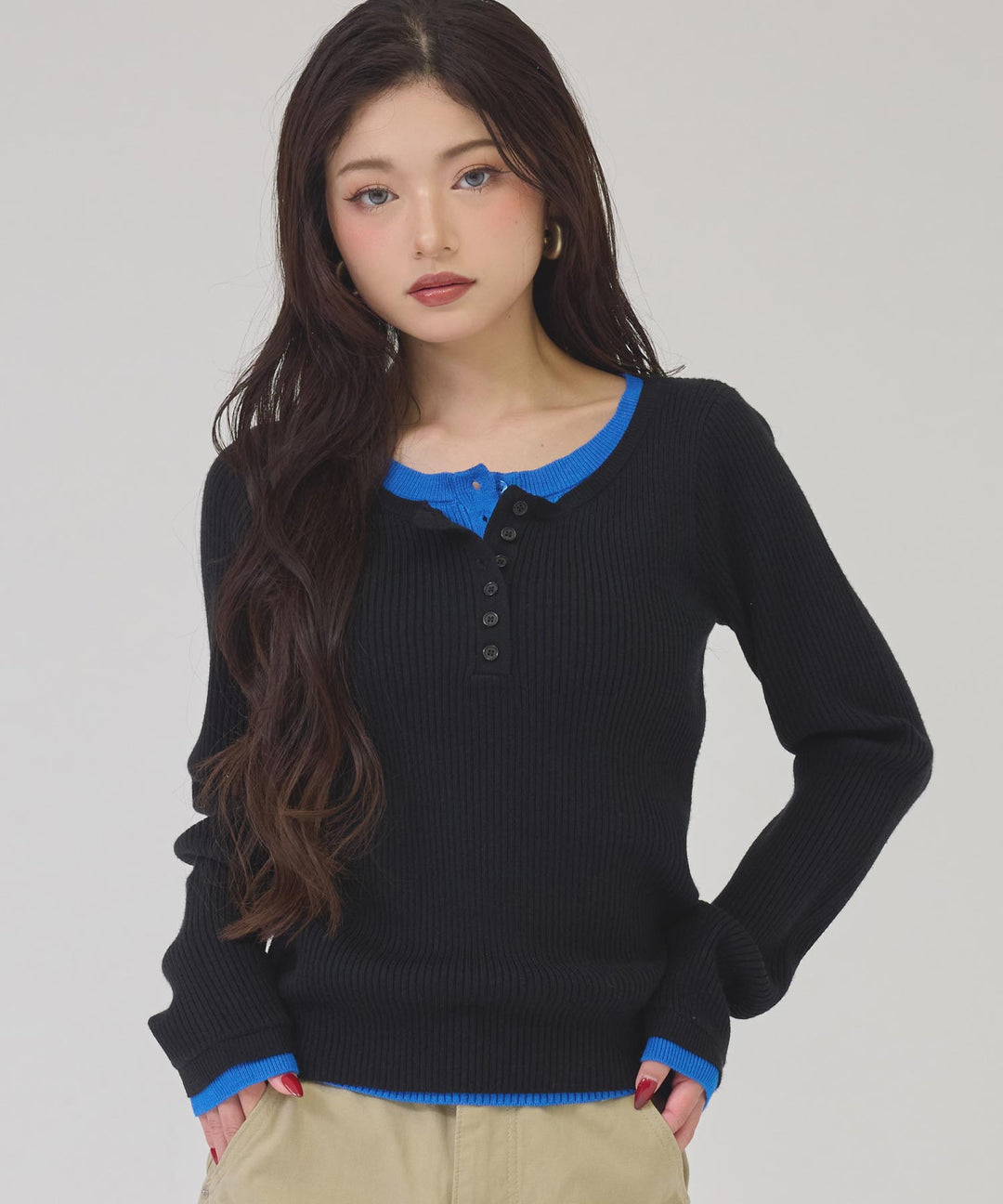 ブラック(身長：約163cm)