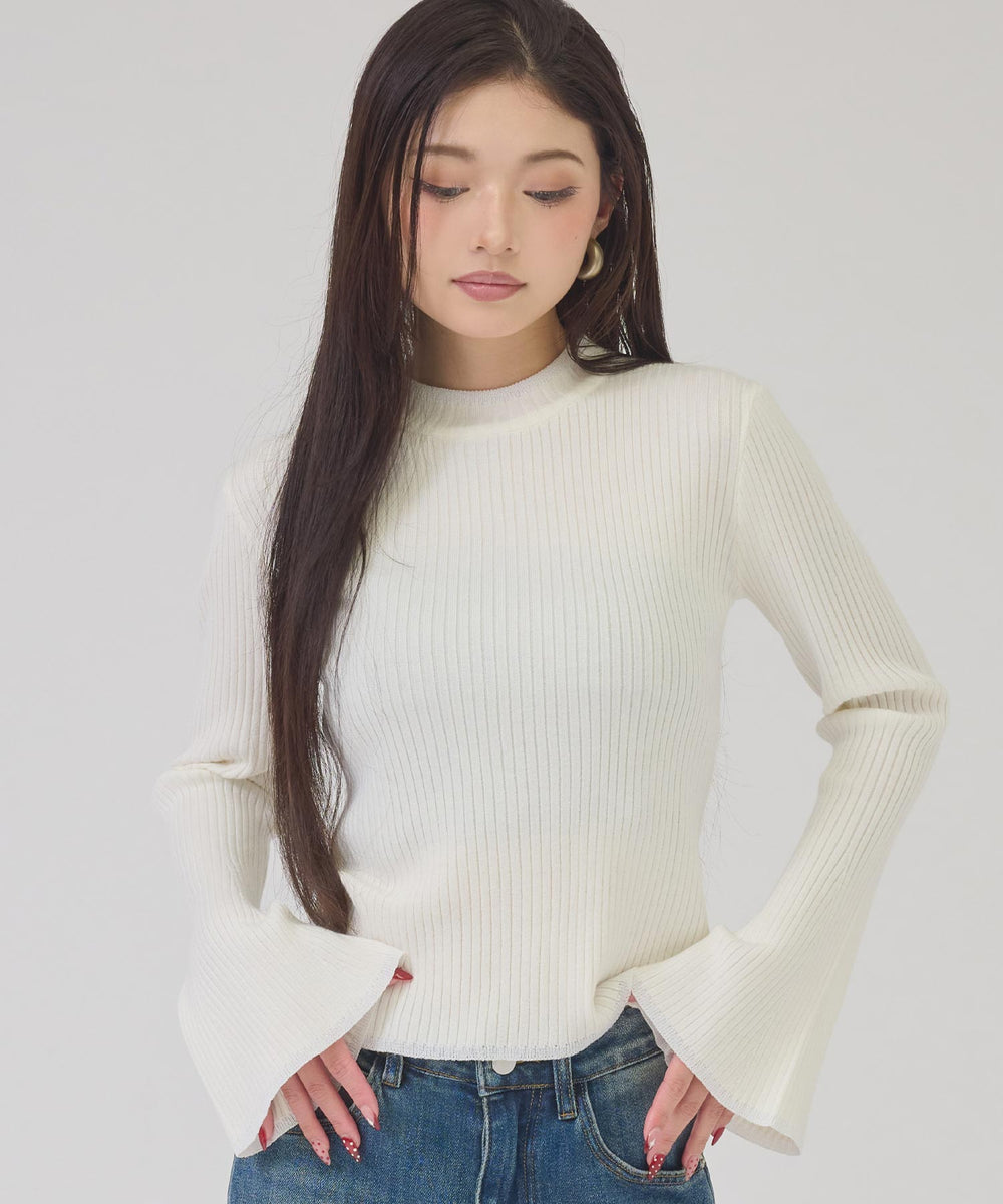 ホワイト(身長：約163cm)