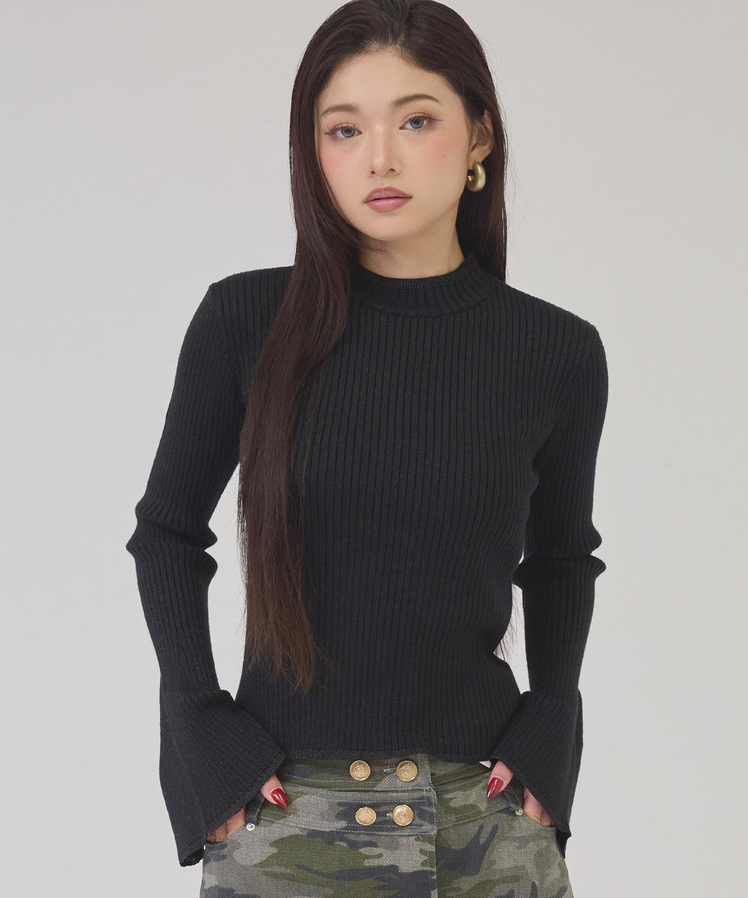 ブラック(身長：約163cm)