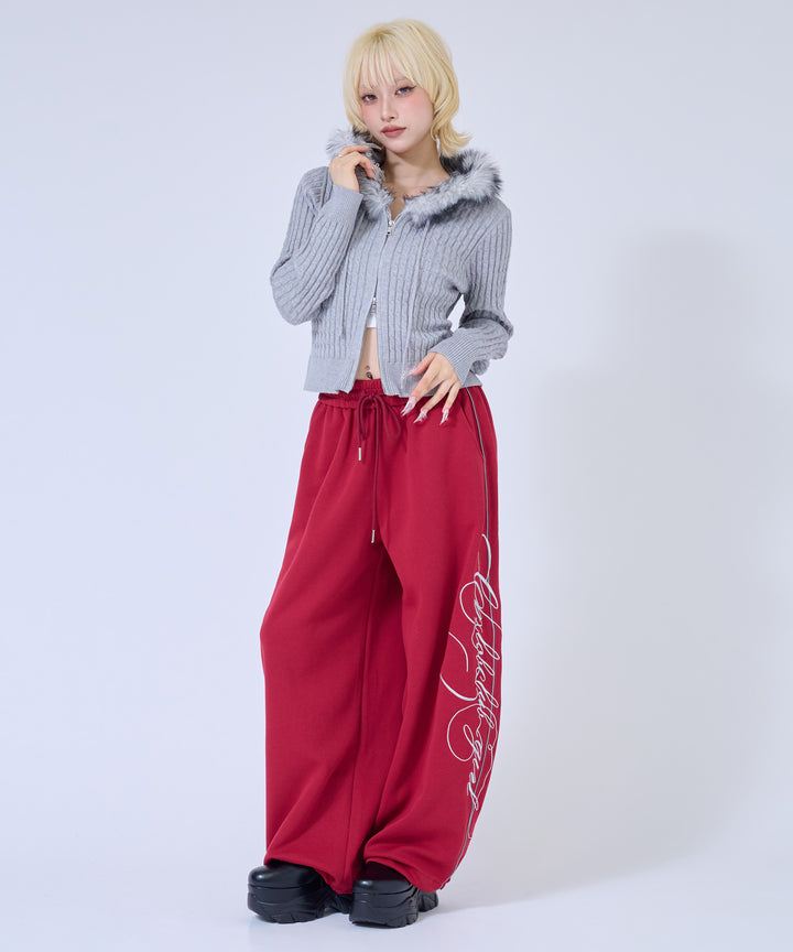 グレー(身長：約158cm)