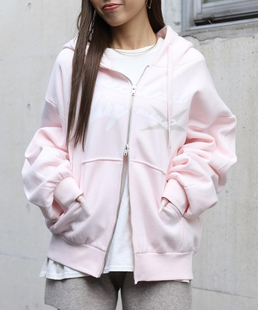 ピンク