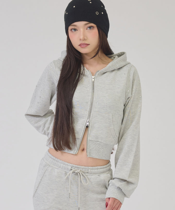 グレー(身長：約163cm)