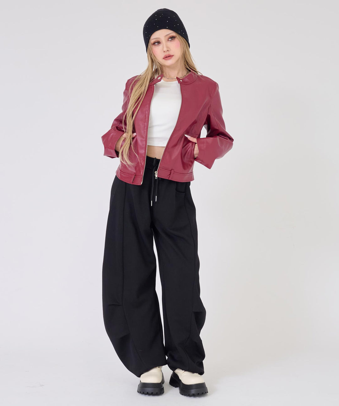 ワイン(身長：約157cm)