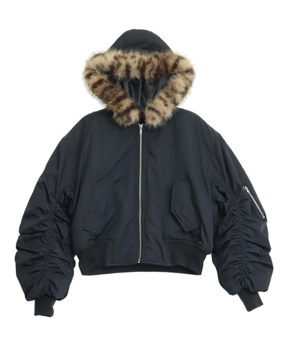 ブラック(色見本)