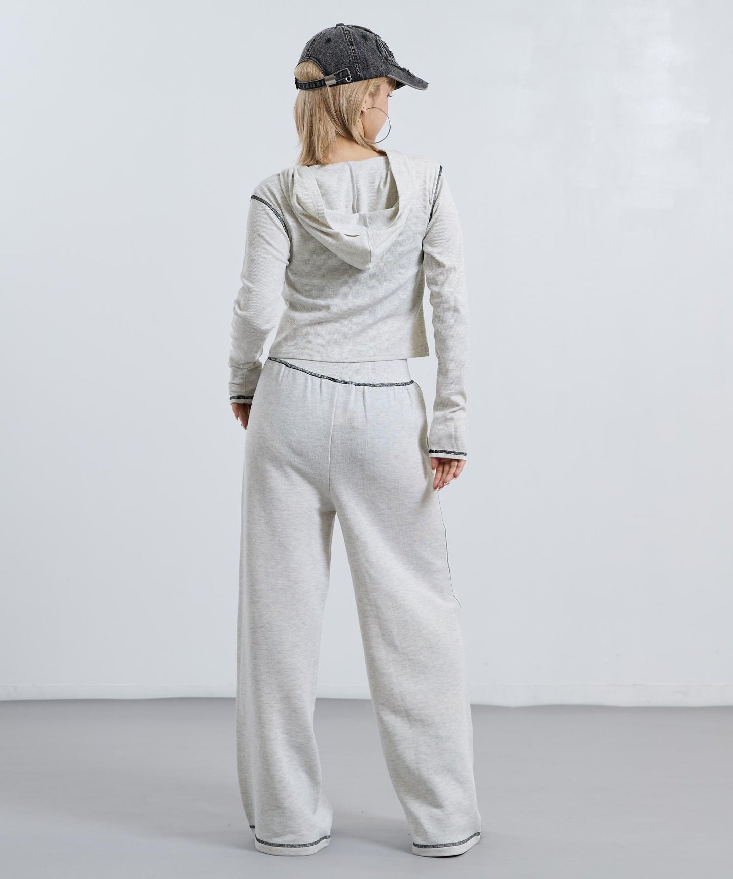 バックスタイル