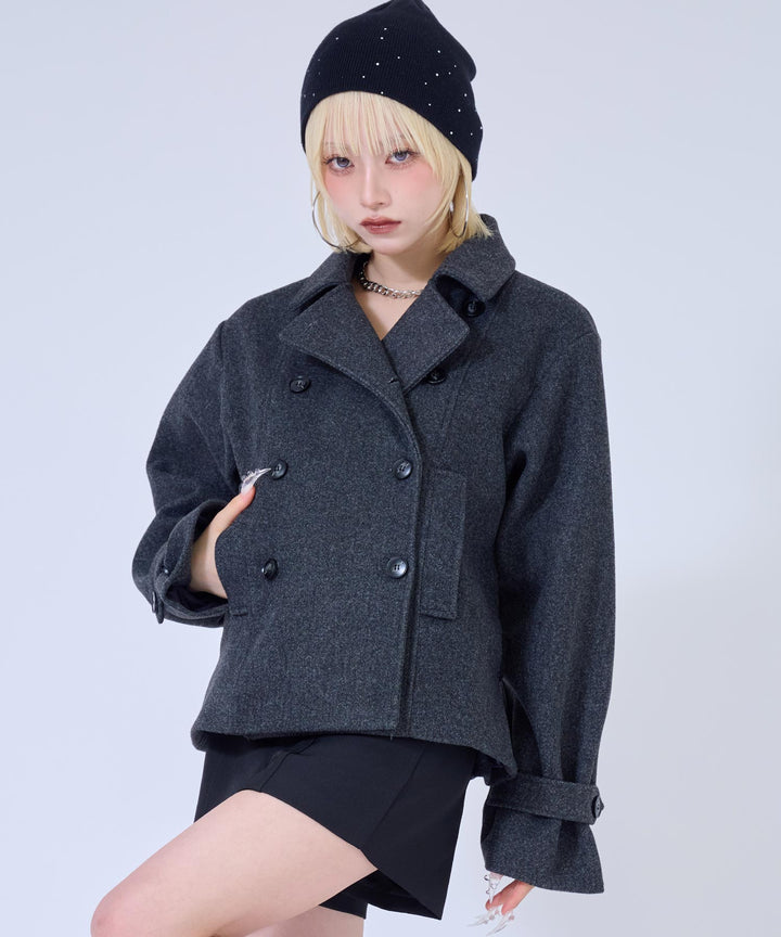 グレー(身長：約158cm)