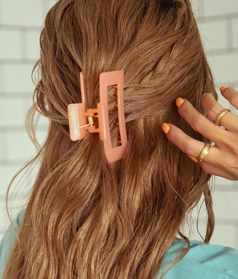 クリーミークリアスクエアビッグバンスクリップ 819-6519