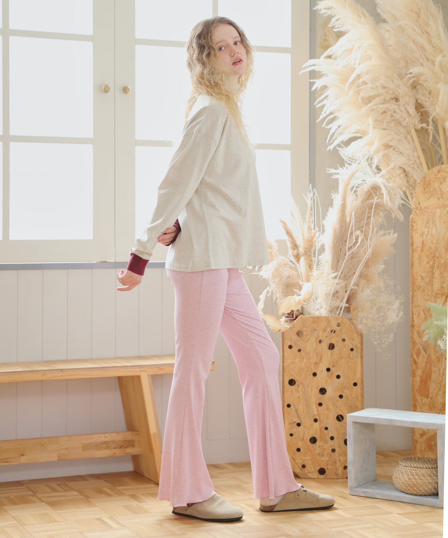 リブリラックスフレアパンツ 812-6912 – ANAP オンラインショップ