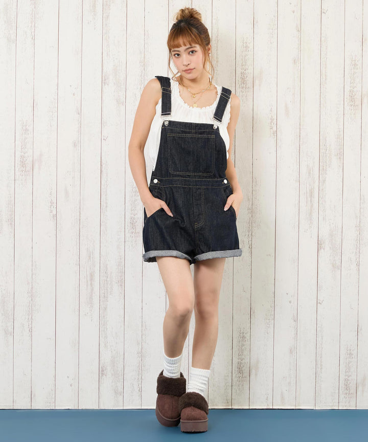 ホワイト(身長：約163cm)