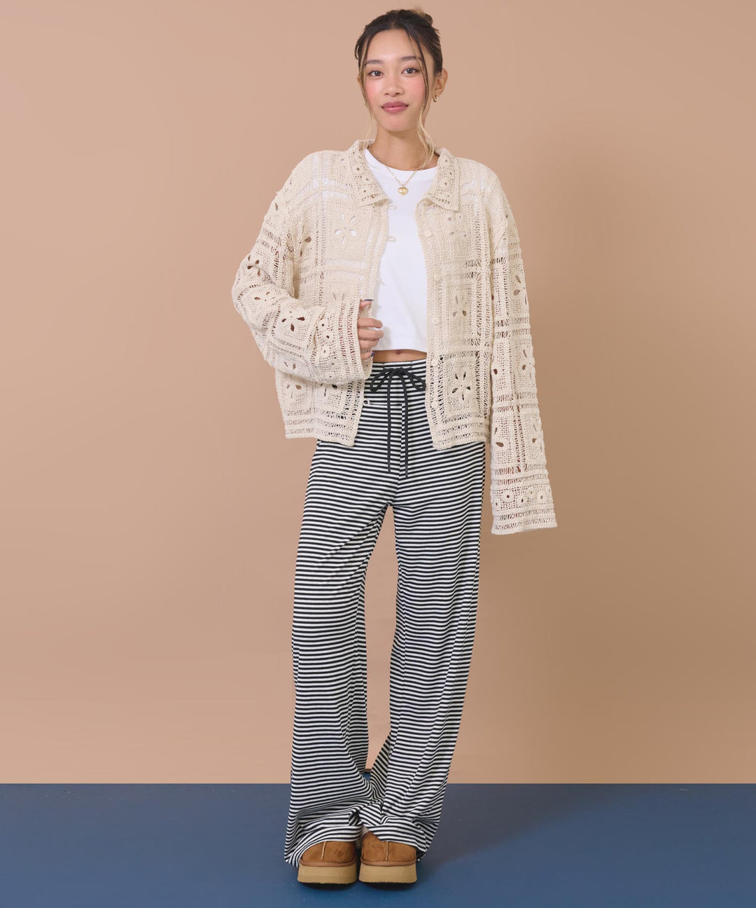 ベージュ(身長：約163cm)