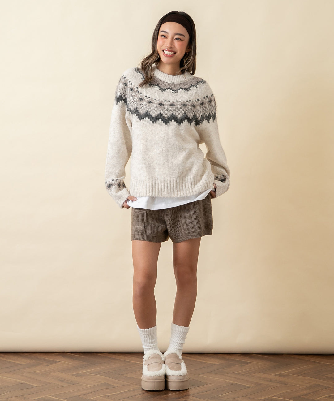 アイボリー(身長：約163cm)