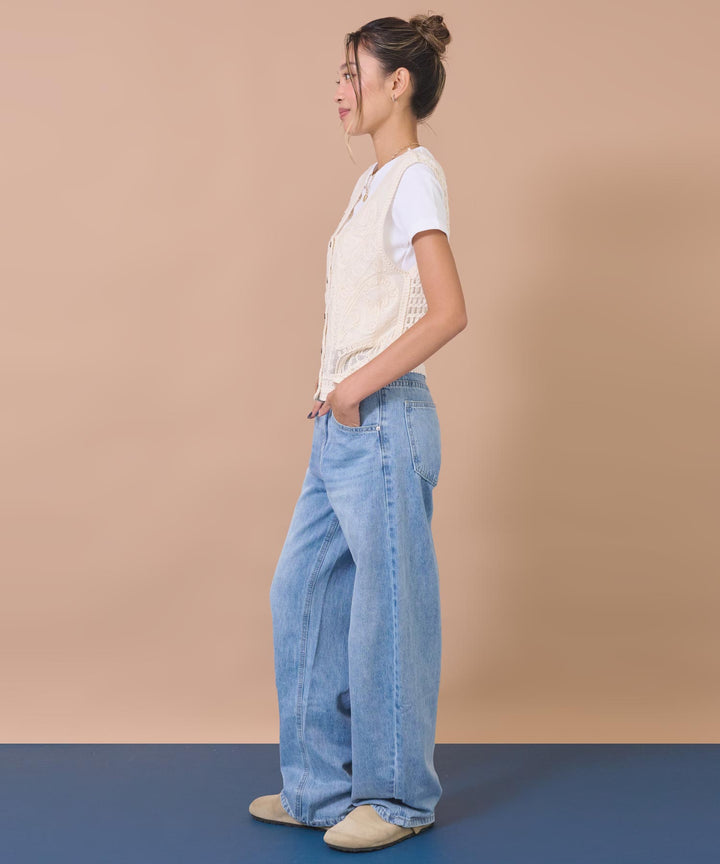 アイボリー(身長：約163cm)