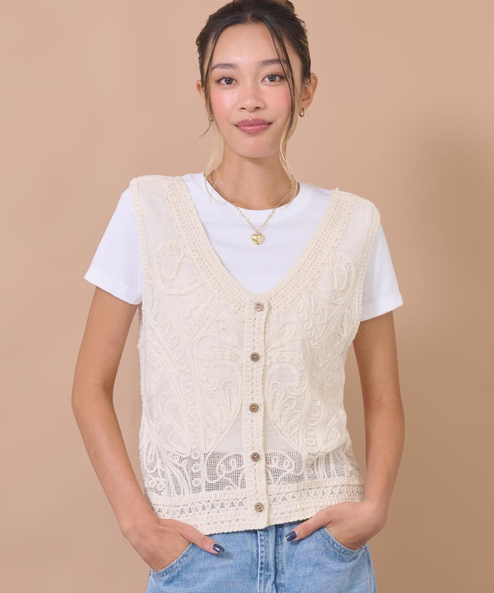 アイボリー(身長：約163cm)