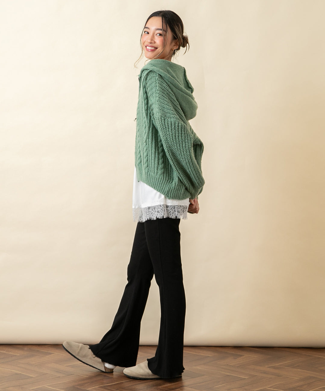 グリーン(身長：約163cm)