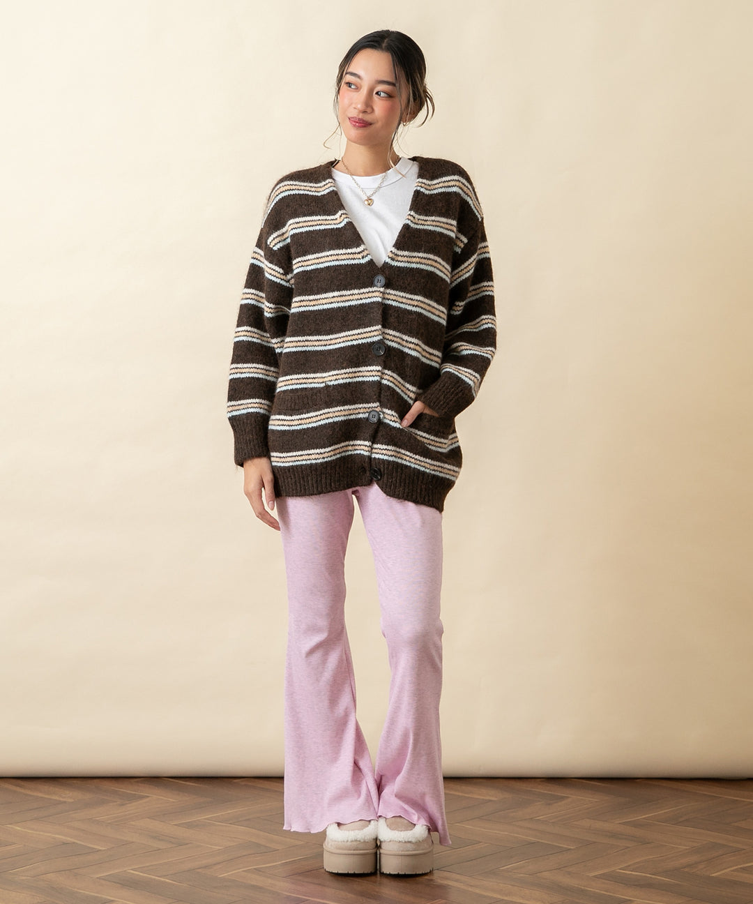 ブラウン(身長：約163cm)