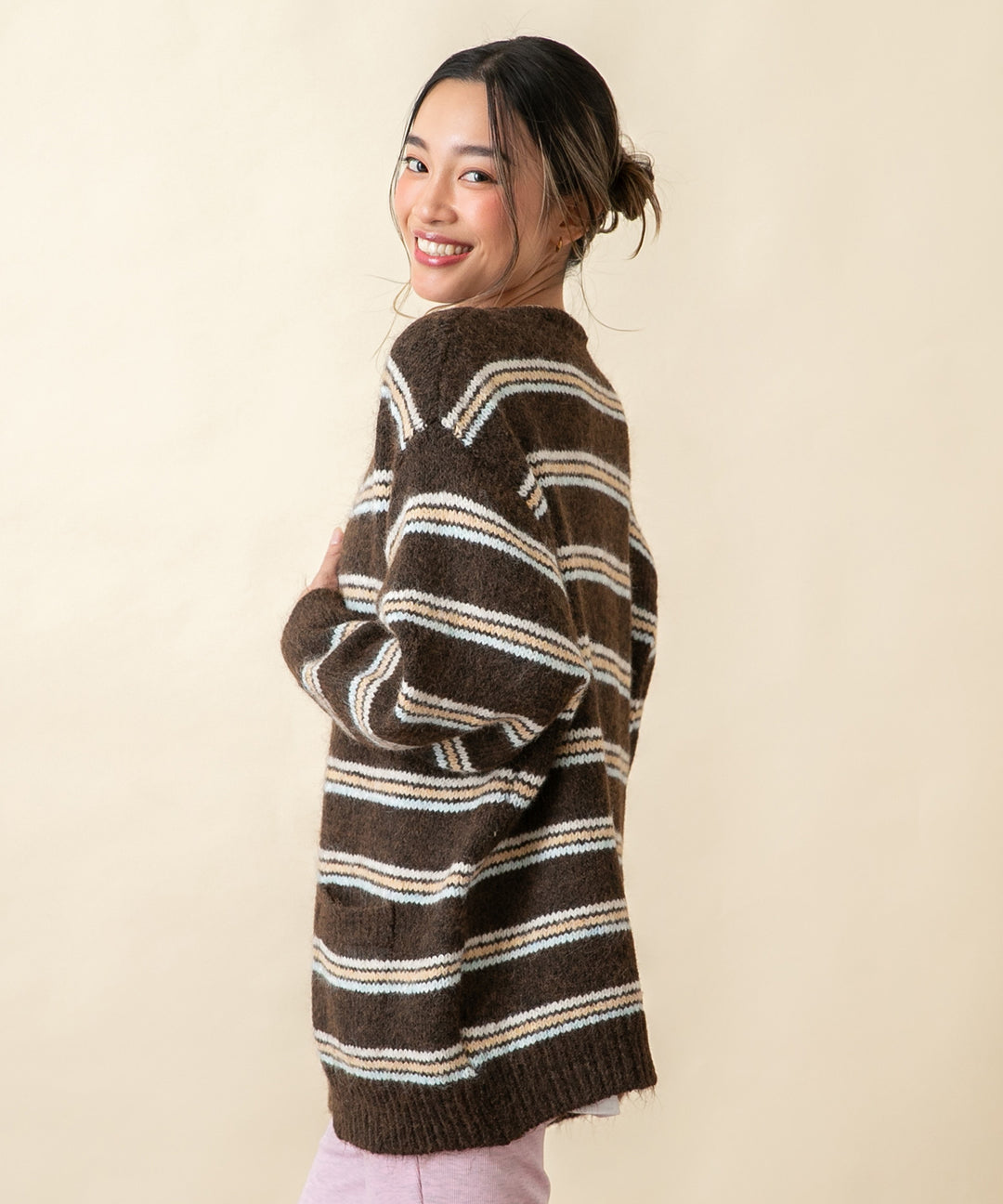 ブラウン(身長：約163cm)