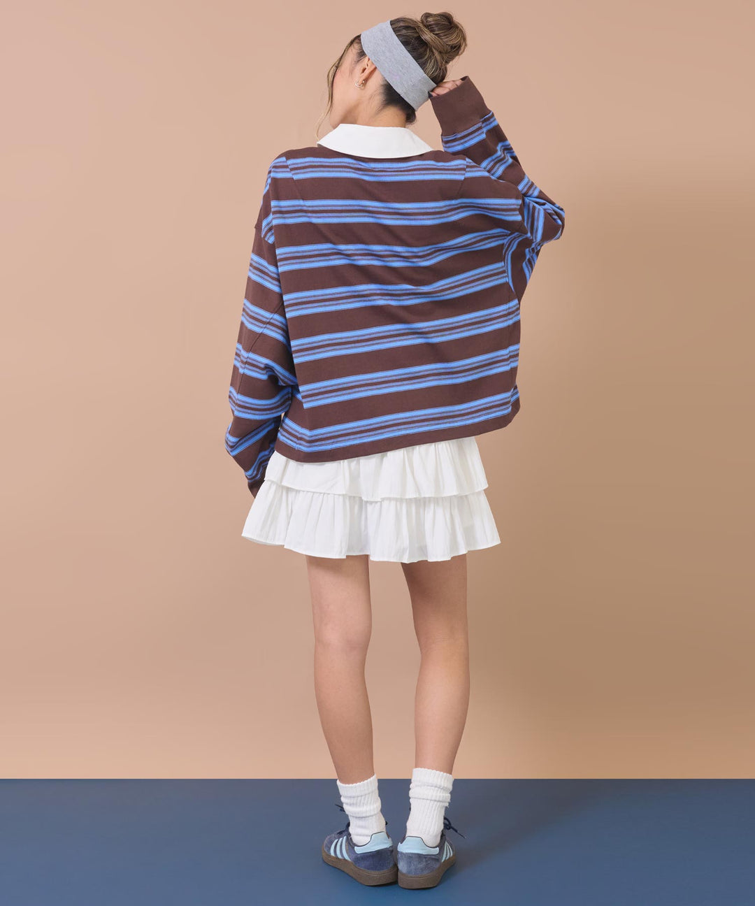 ブラウン(身長：約163cm)