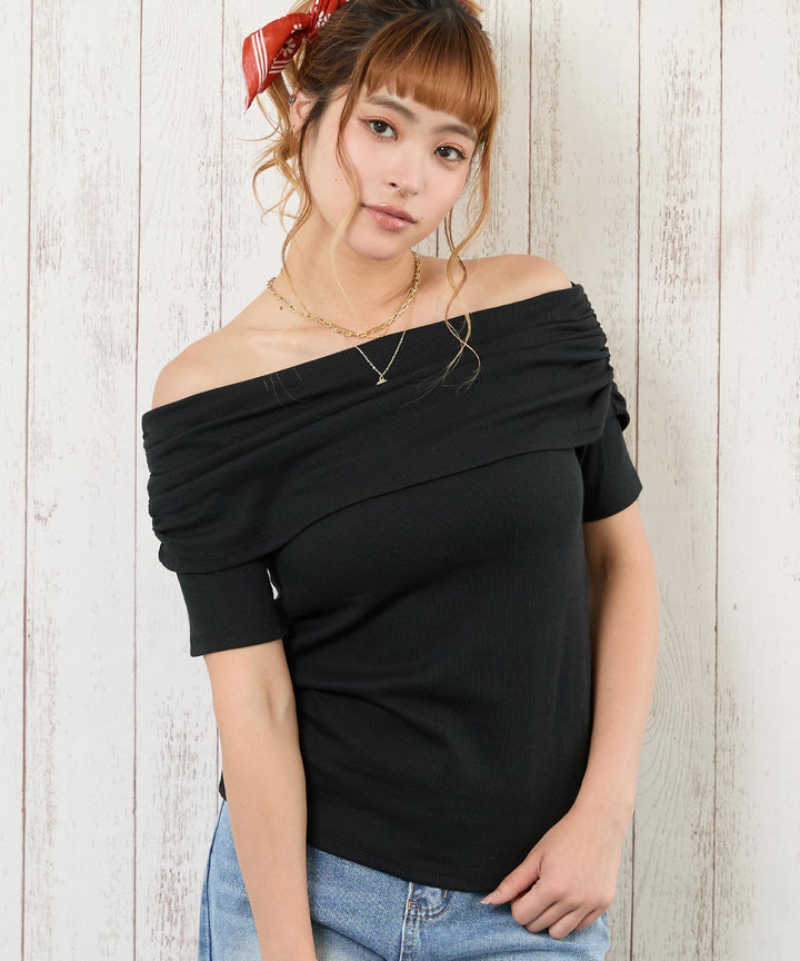 ブラック(身長：約165cm)