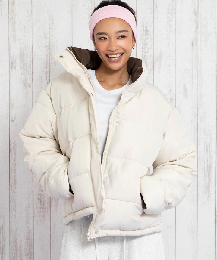 アイボリー(身長：約163cm)
