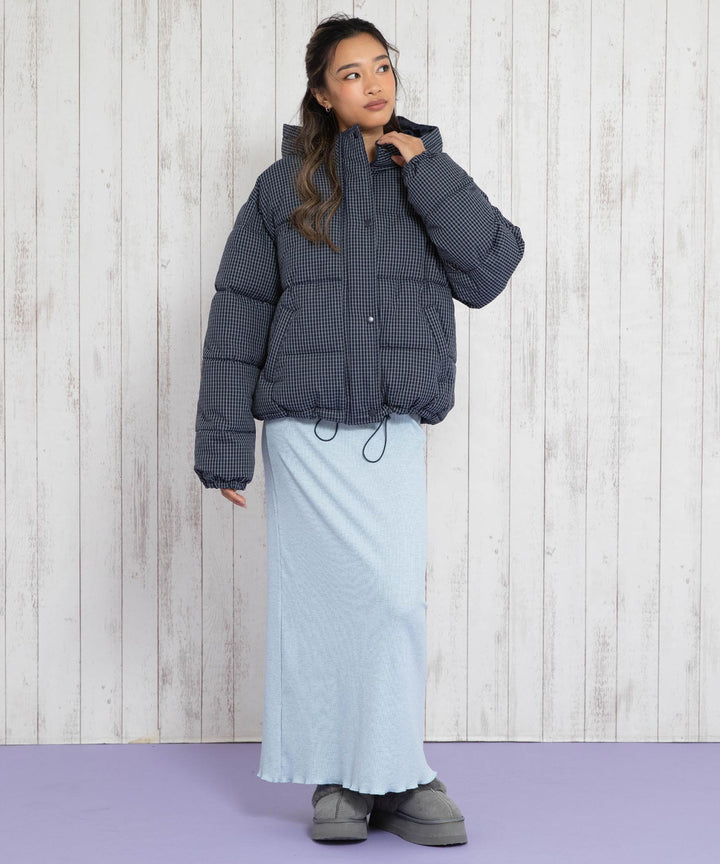 ネイビー(身長：約163cm)