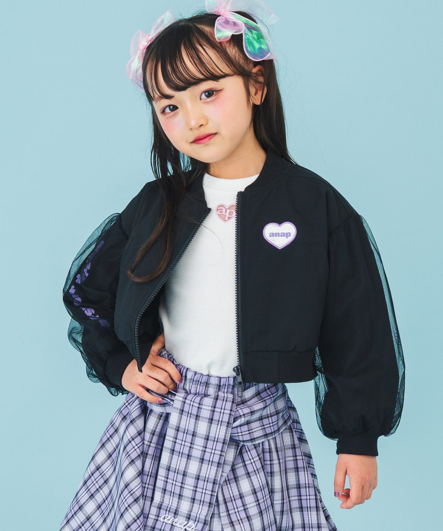 ブラック(110サイズ着用/身長：約113cm)