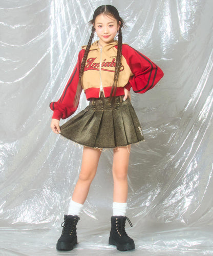 (新色)ブラウン/143cm(XSサイズ着用)