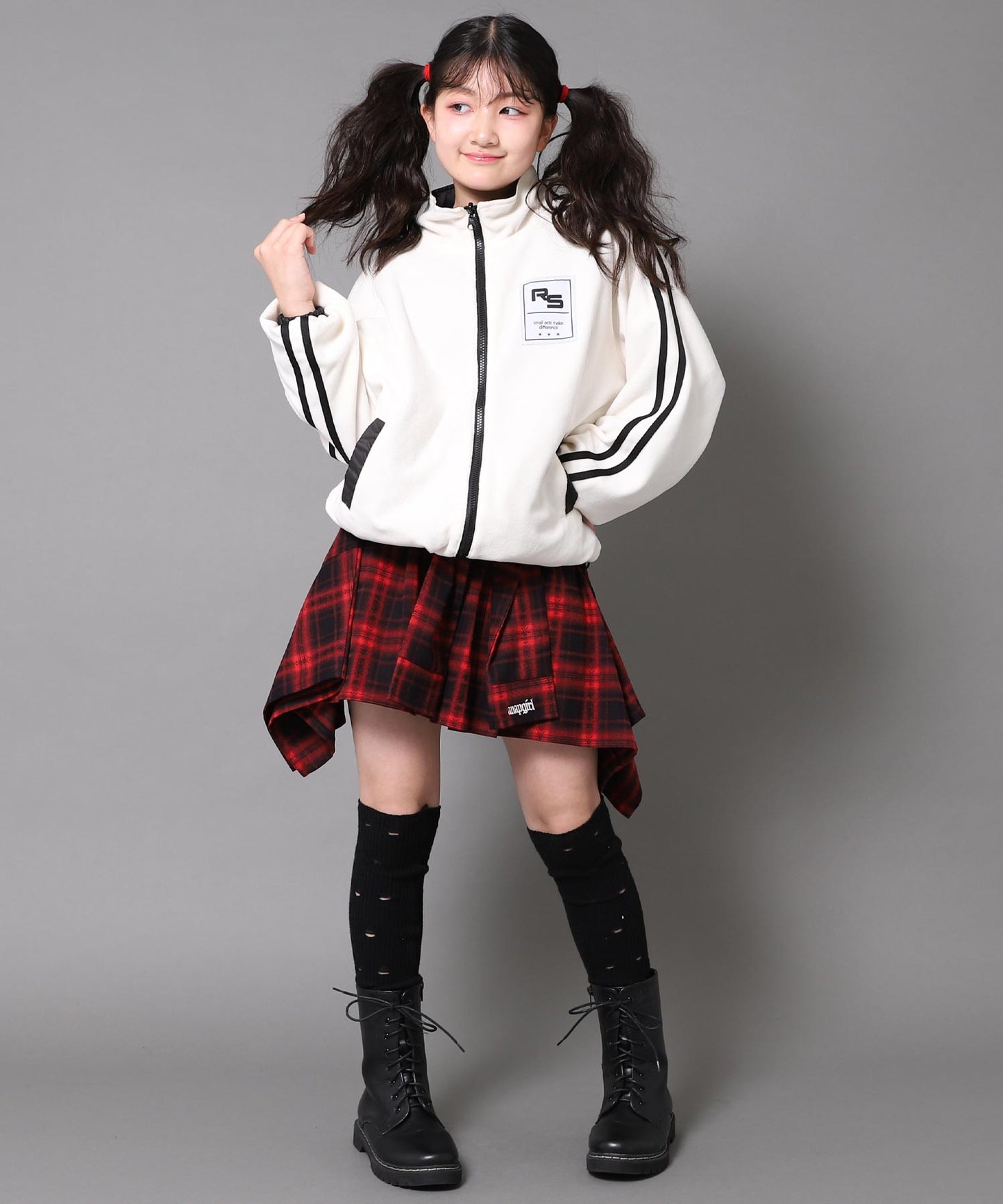 レッド/145cm(Sサイズ着用)