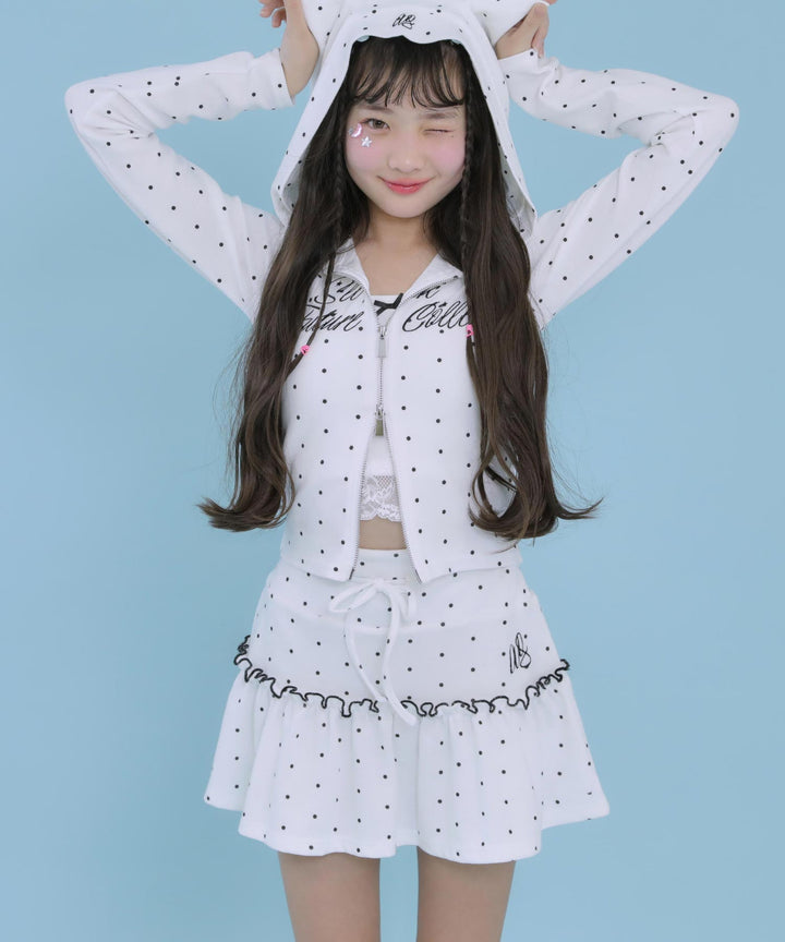 ホワイト/ブラック(Sサイズ着用/身長：約143cm)
