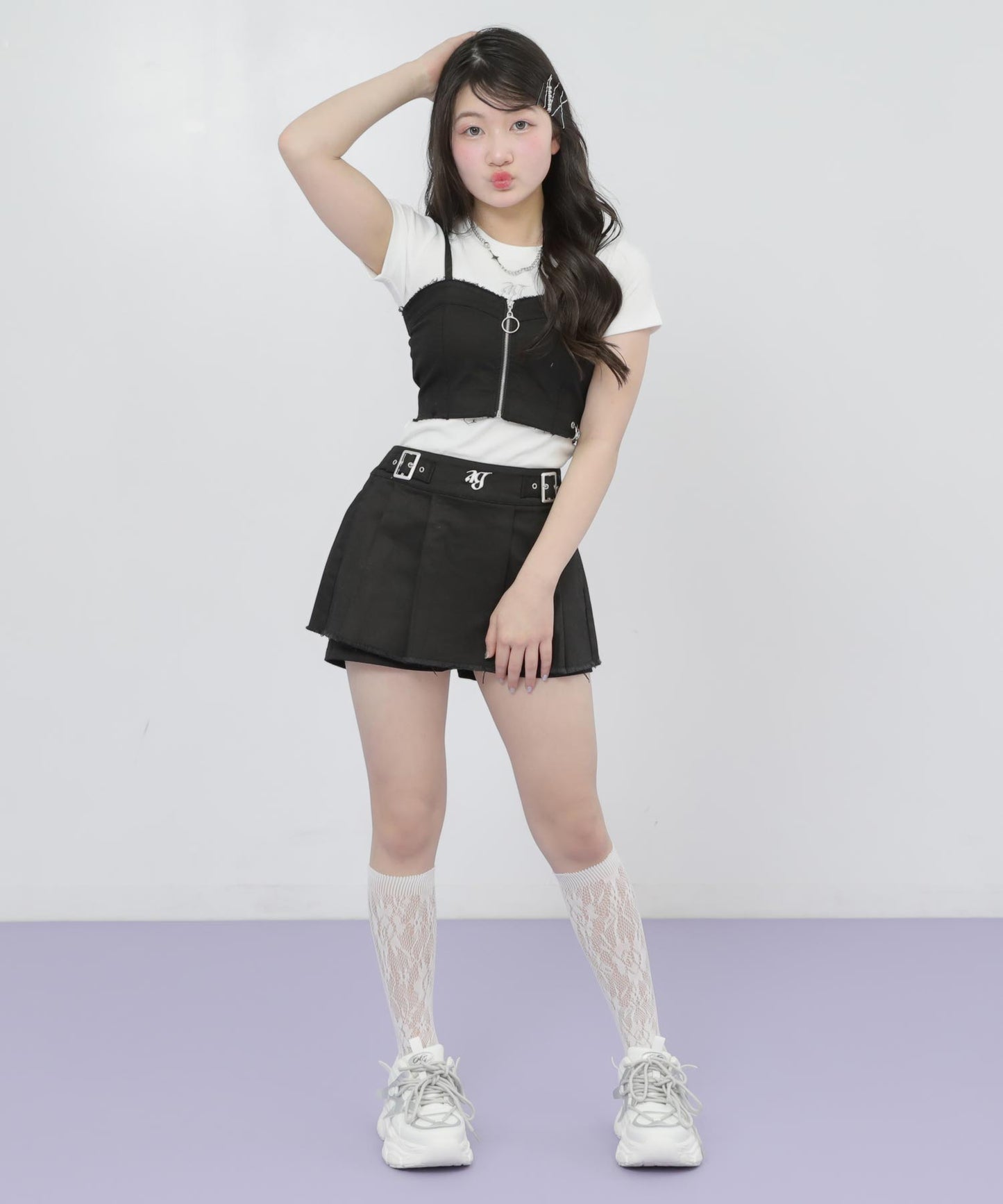 ブラック(Sサイズ着用/身長：約152cm)