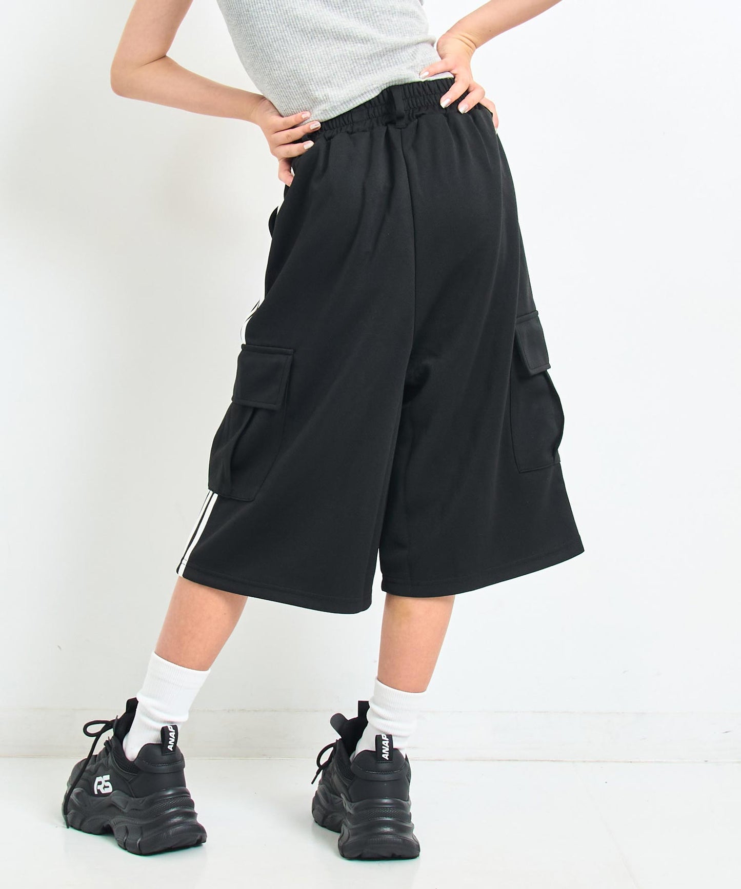 ブラック/143cm(XSサイズ着用)