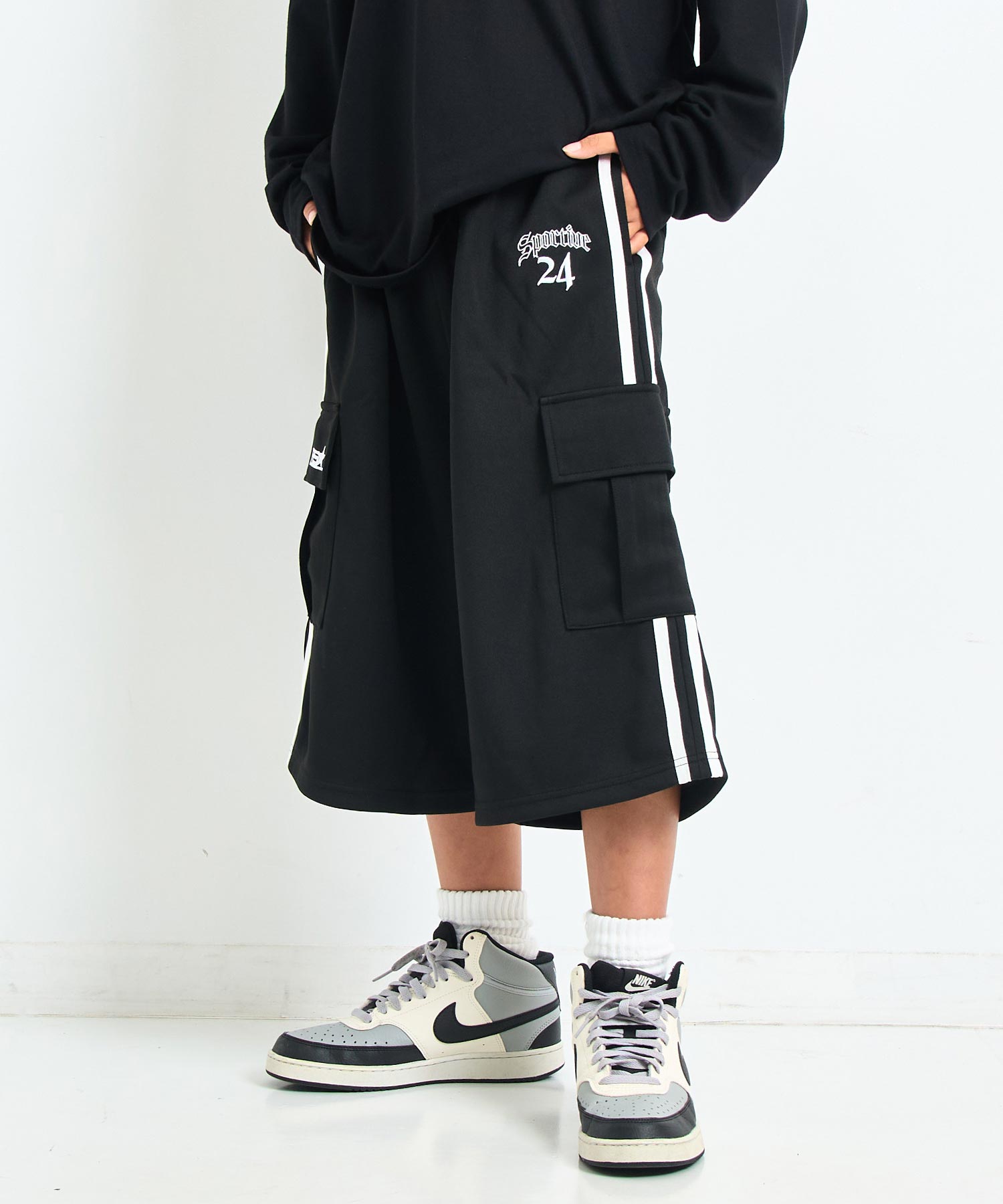 ブラック/151cm(Sサイズ着用)